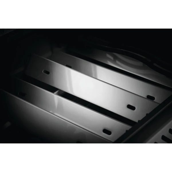 Napoleon Gasgrill Rogue SE 425, Mit Drehspieß 12 Napoleon Gasgrill Rogue SE 425, Mit Drehspieß – Bild 10